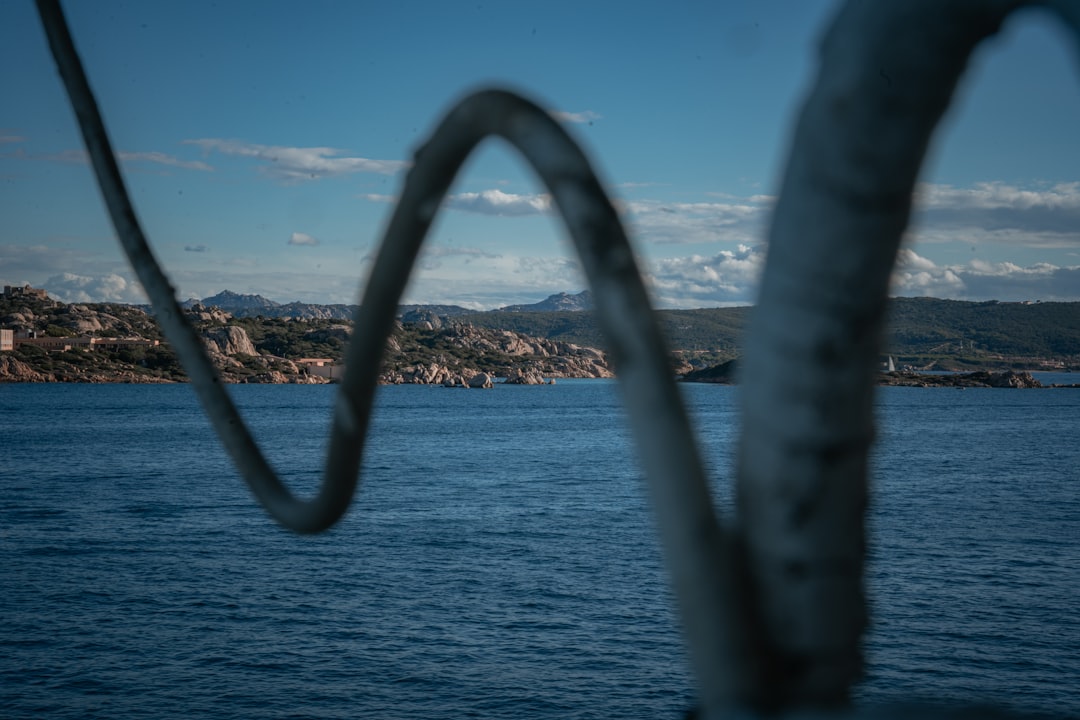 2026년, 대륙을 잇는 해저 케이블과 글로벌 인프라 프로젝트