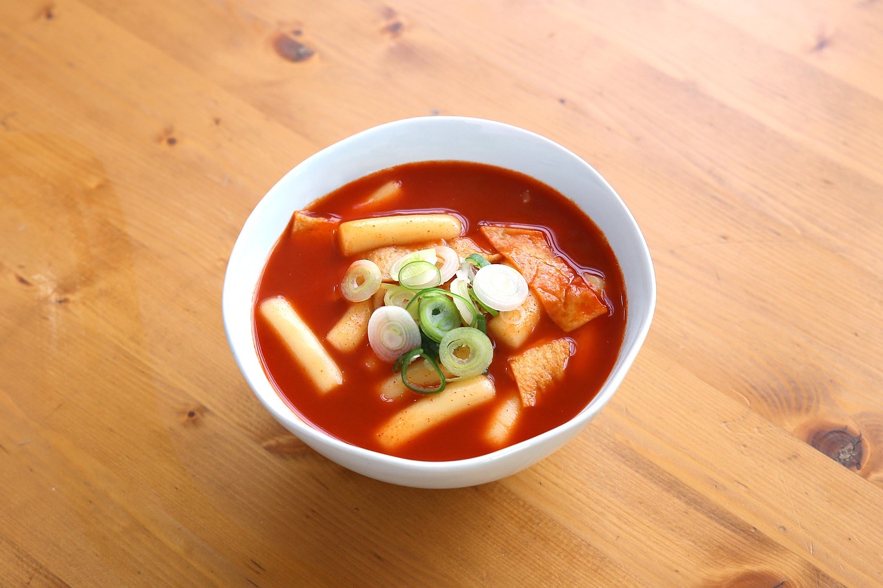 'Yapu' Craze: Why Koreans Now Go to Baseball Stadiums for the Food